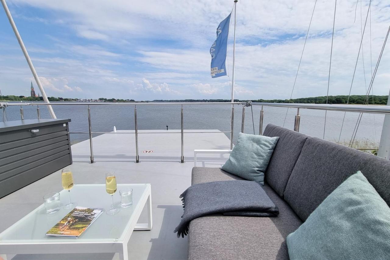 Hausboot Aava